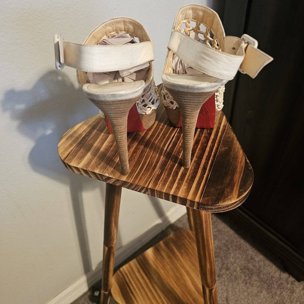 Vintage Louboutins Slingback Mules in Cream - Picture 4 of 10